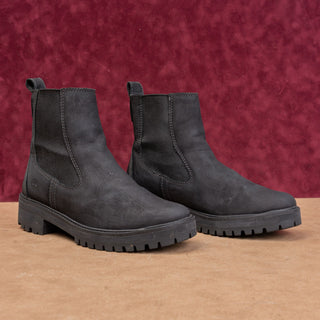 Timberland Women Courmayeur Valley Ash Black Nubuck Chelsea Boots sz 9.5