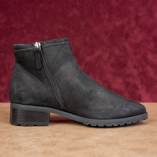 Caslon Women Black Suede Water Resistant Moto Ankle Boots size 6.5