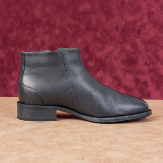 Aquatalia Women Nadie Black Leather Ankle Zip Dressy Office Boots size 7.5