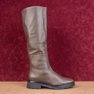 Vince Women Rune Brown Leather Waterproof Riding Knee Boots sz 9.5US EUR 40.5