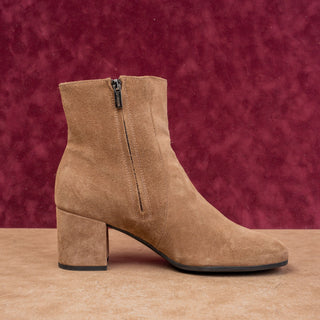 La Canadienne Women Joanie Waterproof Brown Suede Ankle Zip Boots sz 10