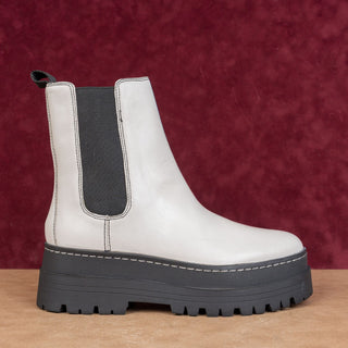 Marc Fisher Women Pauline Chelsea Retro Festival Platform White Leather Boots 9