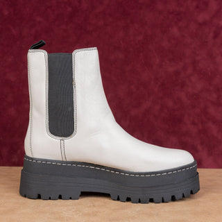 Marc Fisher Women Pauline Chelsea Retro Festival Platform White Leather Boots 9