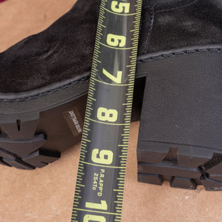 Vince Women Henderson Waterproof Chelsea Black Suede Boots sz 10US EUR 40