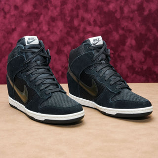 Nike Women Dunk Sky Hi Wedge Black Suede Lace Sneakers size 9.5