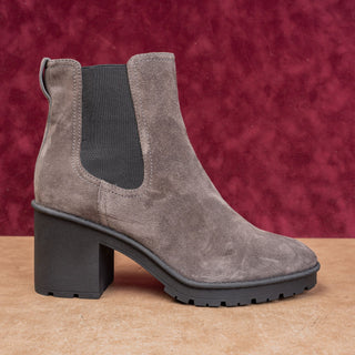 Vince Women Henderson Waterproof Chelsea Grey Suede Boots sz 10EUR40