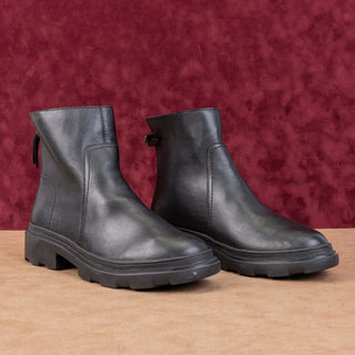 Naturalizer Women Joelle Waterproof Black Leather Back Zip Ankle Boots sz 7.5