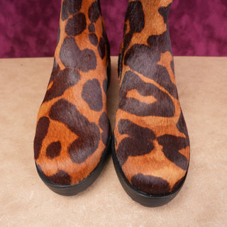 Louise et Cie Women Zareb Leopard Print Calf Hair Slip Chelsea Boots 7.5US EUR38