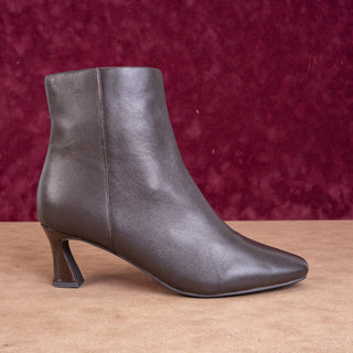 Sanctuary Women Sleek Brown Leather Fashion Dress Ankle Boots sz 8