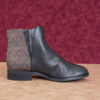 Michael Kors Women Brown Black Leather MK Logo Zip Ankle Fashion Boots sz 5.5