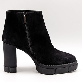 Aquatalia Women Lana Block Heel Black Suede Boots size 9