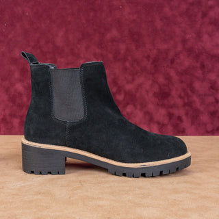 Blondo Women Mathilda Black Suede Waterproof Dress Chelsea Ankle Boots sz 9