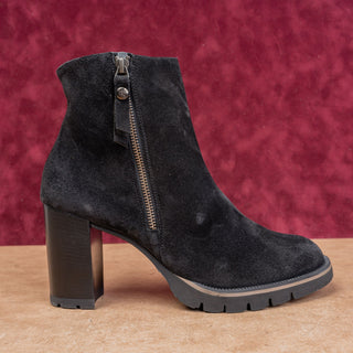 Paul Green Women Modern Western Black Suede Heeled Zip Boots sz 9.5 US AUS 7