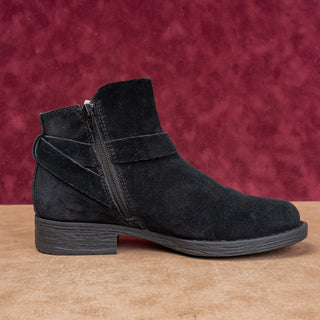 Born Women Syd Black Suede Zip Low Classic Riding Ankle Boots sz 9.5