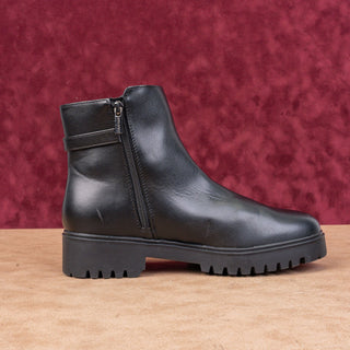 Calvin Klein Women Kalonie Black Faux Leather Moto Strap Zip Boots sz 9