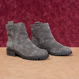 Splendid Women Distress Grey Suede Fleece lined Slip on Boots sz 7.5