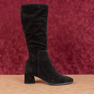 La Canadienne Women Aleesha Black Suede Zip Pointy Toe Knee Boots sz 8