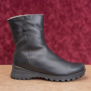 La Canadienne Women Aidan Black Leather Warm Lined Zip Slim Ankle Boots sz 11