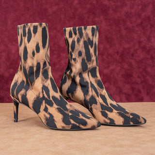 Stuart Weitzman Women Wren Fabric Leopard Print High Heel Ankle Boots sz 8
