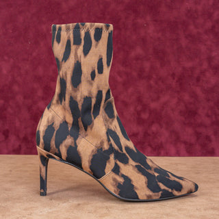 Stuart Weitzman Women Wren Fabric Leopard Print High Heel Ankle Boots sz 8