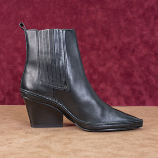 Tory Burch Women Lila Western Cowboy Black Leather Chelsea Ankle Boots sz 9.5