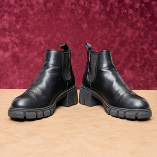 Steve Madden Women Howler Y2k Retro Chelsea Black Leather Boots Size 8