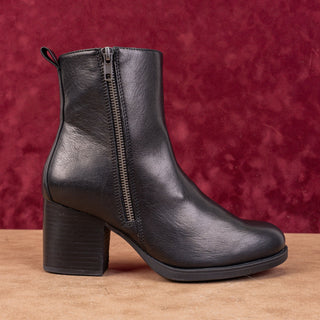 BOC Women Boulder Black Faux Leather Zip Ankle Boots sz 8.5