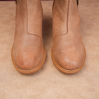 Sorel Women Evie II Wedge Slip-on Tan Nubuck Chelsea Ankle Boots size 8.5