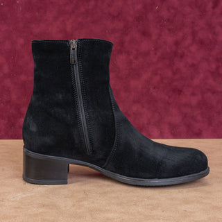 La Canadienne Women Halo Black Suede Waterproof Buckle Zip Fashion Boots sz 9.5