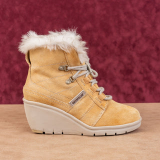 CAT Women Harper Wheat Suede Faux Fur Cuff Lace-up Wedge Lug Boots sz 7.5