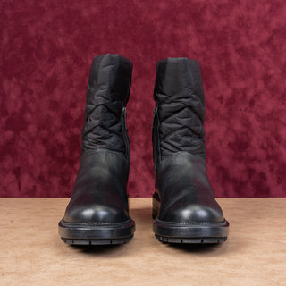 Aquatalia Lori Black Waterproof Slim Leather Zip Quilted Moto Ankle Boots sz 9.5