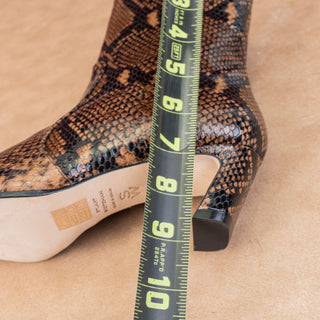 Stuart Weitzman Women Babette Snake Print Leather Fashion Ankle Boots sz 7