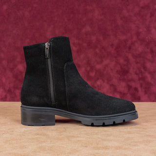 La Canadienne Women Klara Black Suede Waterproof Zip Platform Ankle Boots sz 8