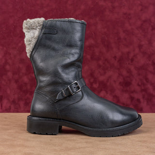 Cole Haan Women Country Black Leather Waterproof Vibram Lug Ankle Boots sz 8.5