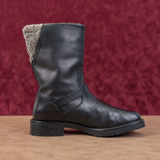 Cole Haan Women Country Black Leather Waterproof Vibram Lug Ankle Boots sz 8.5