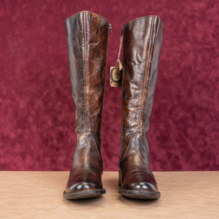 Born Wmn Gibb Distress Brown Leather Wide Calf Riding Equestrian Knee Boots sz 8