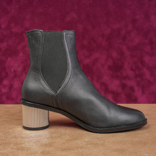 Rebecca Minkoff Darsea Cylinder Heel Black Leather Chelsea Boots sz 7.5