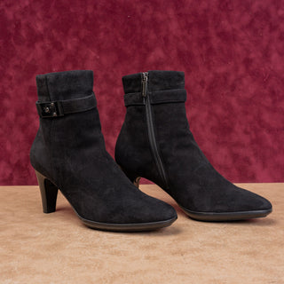 Aquatalia Women Black Suede Fashion Party Night Zip Ankle Boots sz 7.5