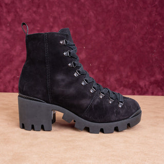 Schutz Xayane Women Platform Fashion Black Lug Sole Lace-up Suede Boots sz 9