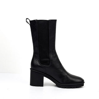 Vince Wmn Henderson Black Leather Water Repellent Tall Chelsea Boot 9.5 EUR 39.5