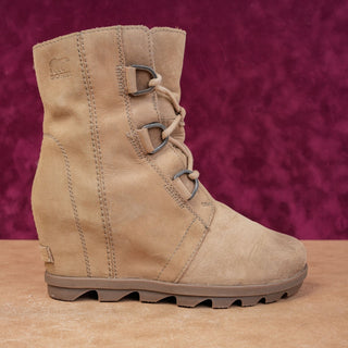 Sorel Women Joan Of Arctic Wedge II Distressed Sand Leather Ankle Boots Size 8.5