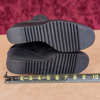 La Canadienne Women Gavyn Black Suede Waterproof Zip Ankle Boots sz 7.5