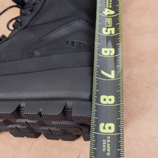 UGG Women The UGG Lug Platform Lace-up Black Leather Combat Boots sz 9