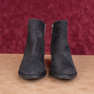 Born Women Black Leather Western Chelsea Heel Ankle Boots sz 10