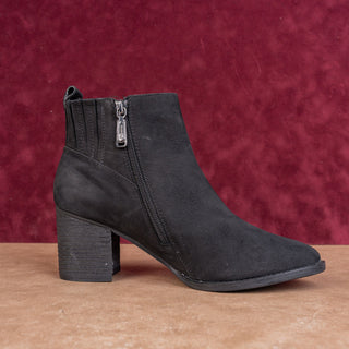 Born Women Black Leather Western Chelsea Heel Ankle Boots sz 10