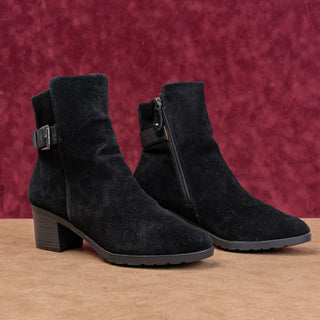 Gentle Souls Kenneth Cole Women Flora Black Suede Zip Buckle Ankle Boots sz 9.5