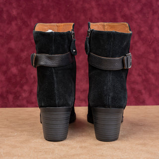 Gentle Souls Kenneth Cole Women Flora Black Suede Zip Buckle Ankle Boots sz 9.5