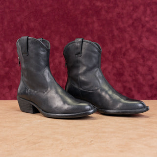 Born Women Wynd Black Leather Western Cowboy Ankle Boots sz 8.5