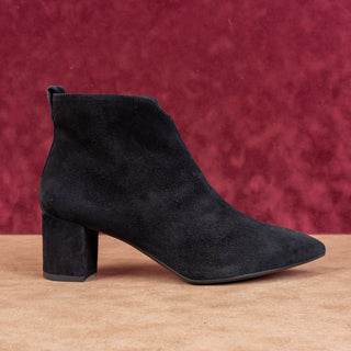AGL Women Black Dressy Office Italian Black Suede boots sz 7.5-8US EUR 38.5