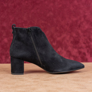 AGL Women Black Dressy Office Italian Black Suede boots sz 7.5-8US EUR 38.5